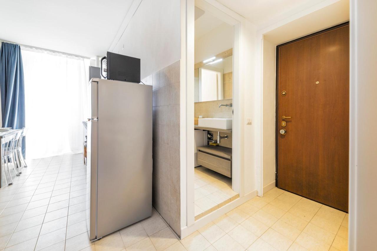 Roomy Apartment Close To Subway M5! Milão Exterior foto