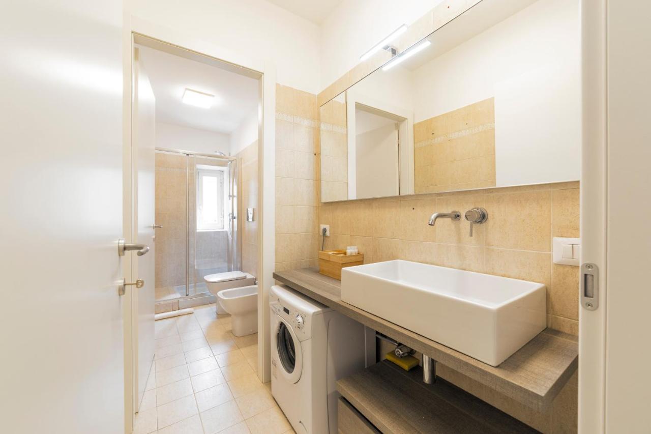 Roomy Apartment Close To Subway M5! Milão Exterior foto